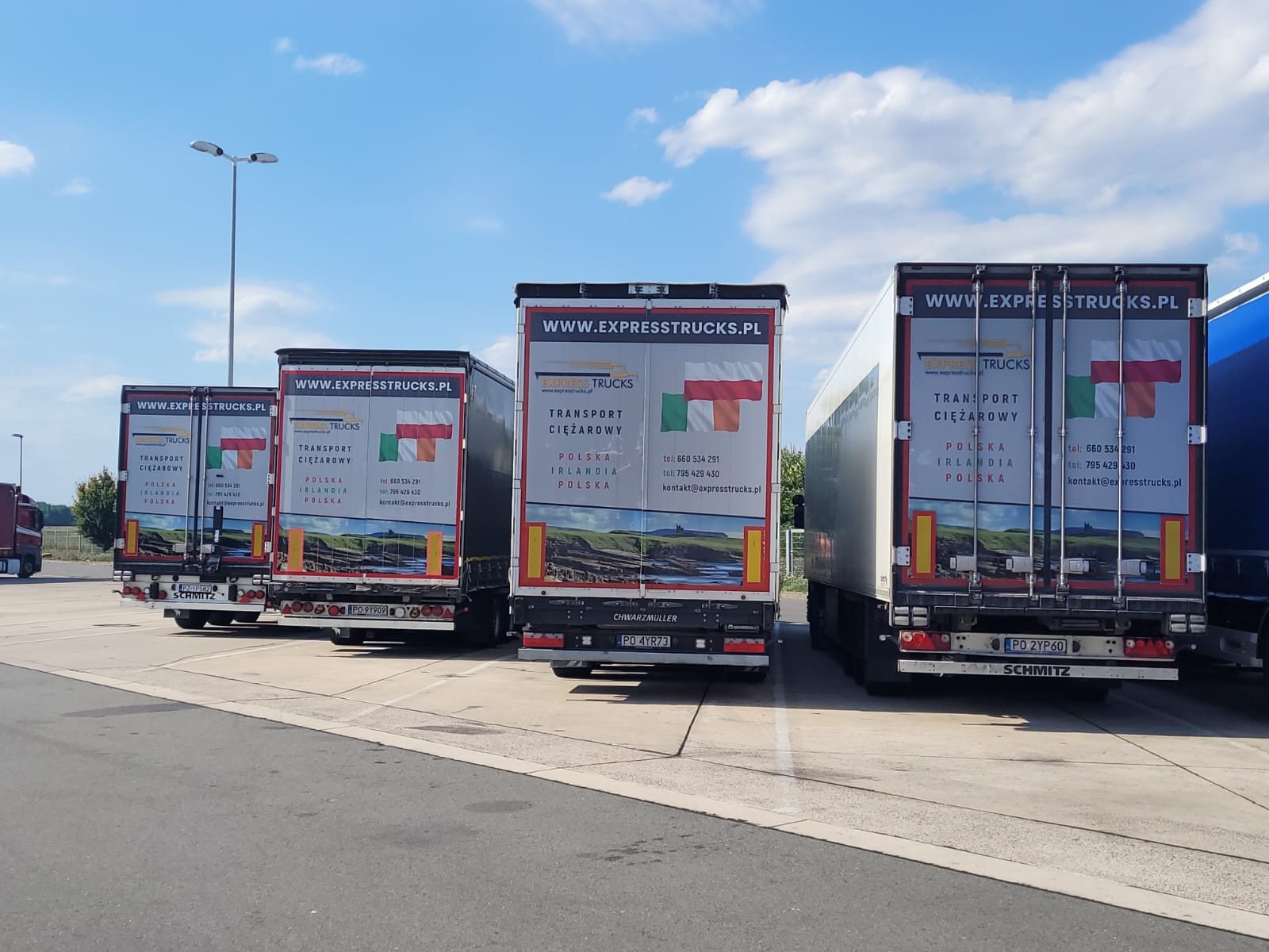 Express Trucks trailers marked with the Poland - Ireland route